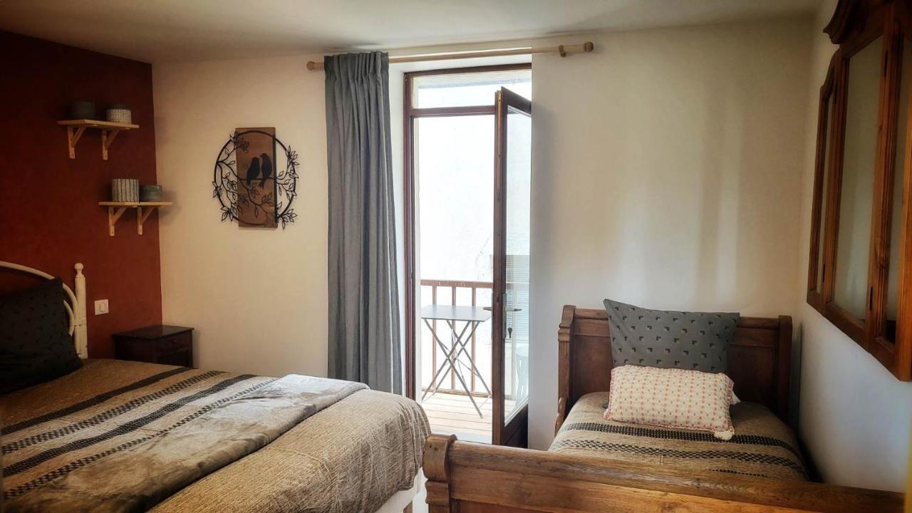 Le Doux Nid Bed & Breakfast Chanaz Ngoại thất bức ảnh